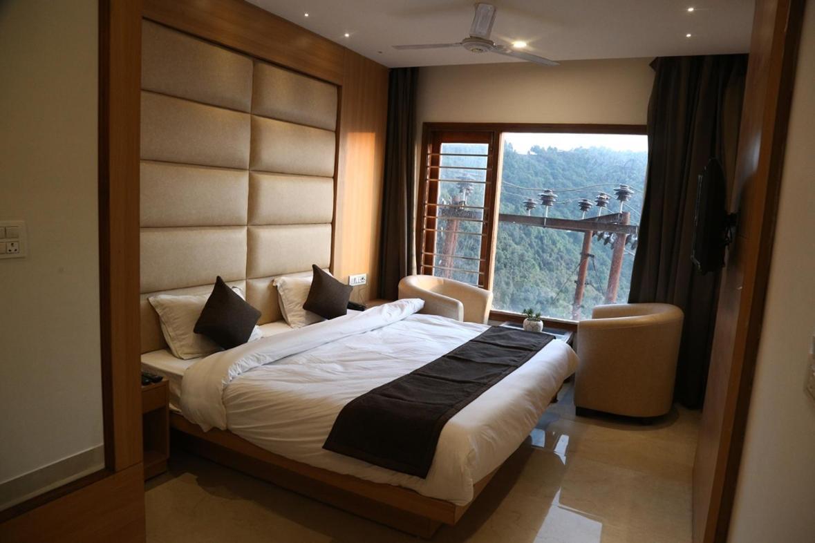 Shining Hills Hotel Mussoorie Exterior photo