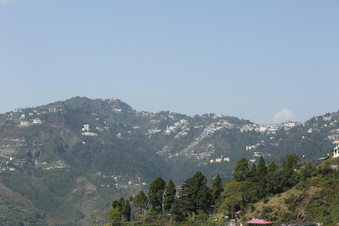 Shining Hills Hotel Mussoorie Exterior photo